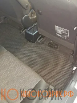 Автомобильные коврики ЭВА (EVA) для Toyota Wish II правый руль рестайлинг (XE20 2WD) (5 мест) 2012-2017 